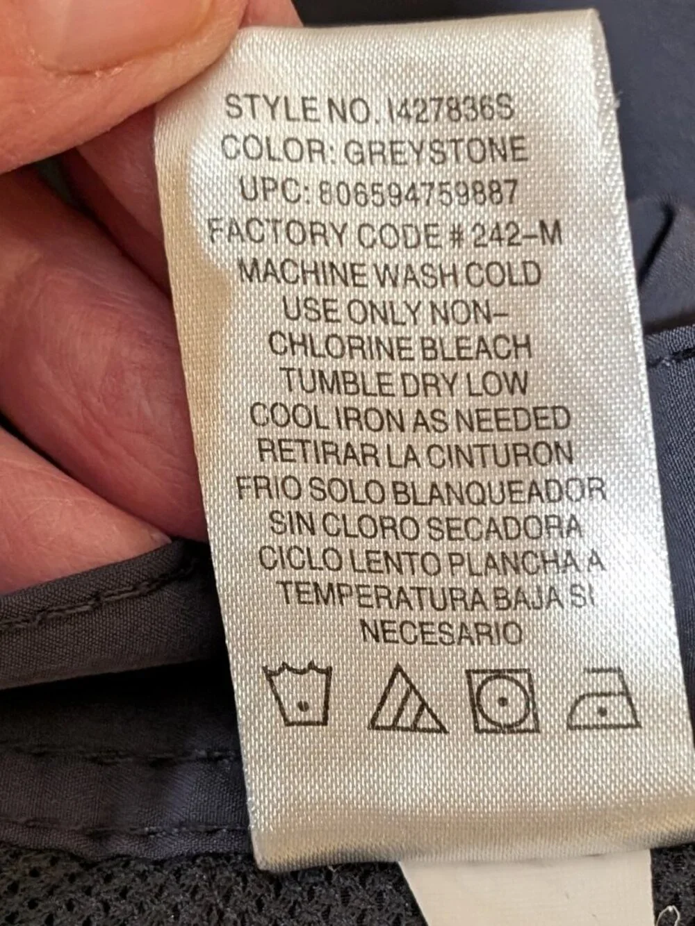 Iron Co. Men's Cargo Shorts in Charcoal Gray Size 32